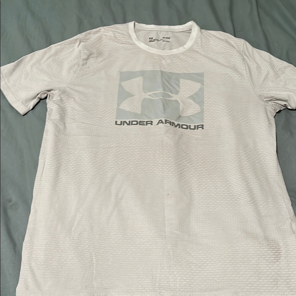 Under Armour Men's White T-Shirt